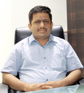 Dr. Vivek Salunke - Endometriosis Surgeon In Mumbai